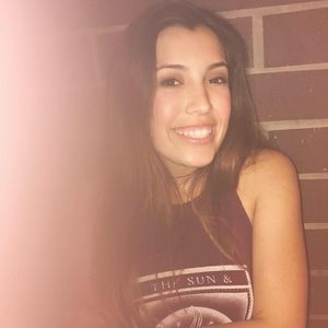 Meet your Posher, Vanessa